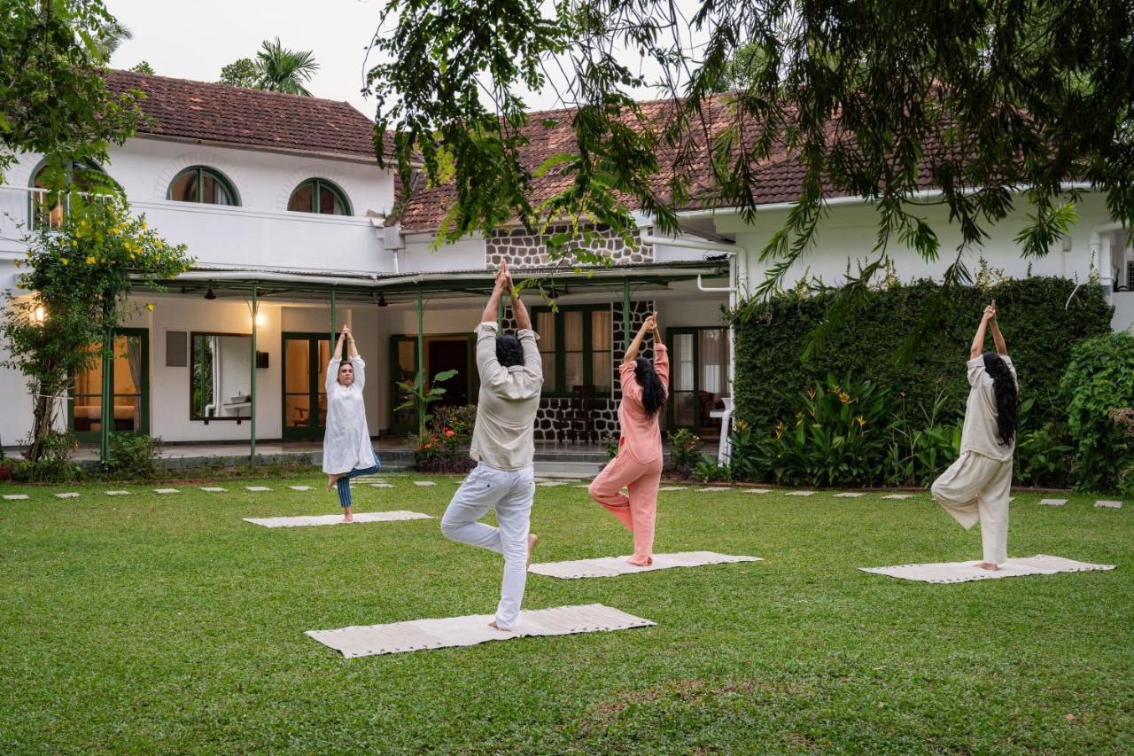 Готель The Sacred Lotus Ayurveda Wellness Retreat Kochi Екстер'єр фото